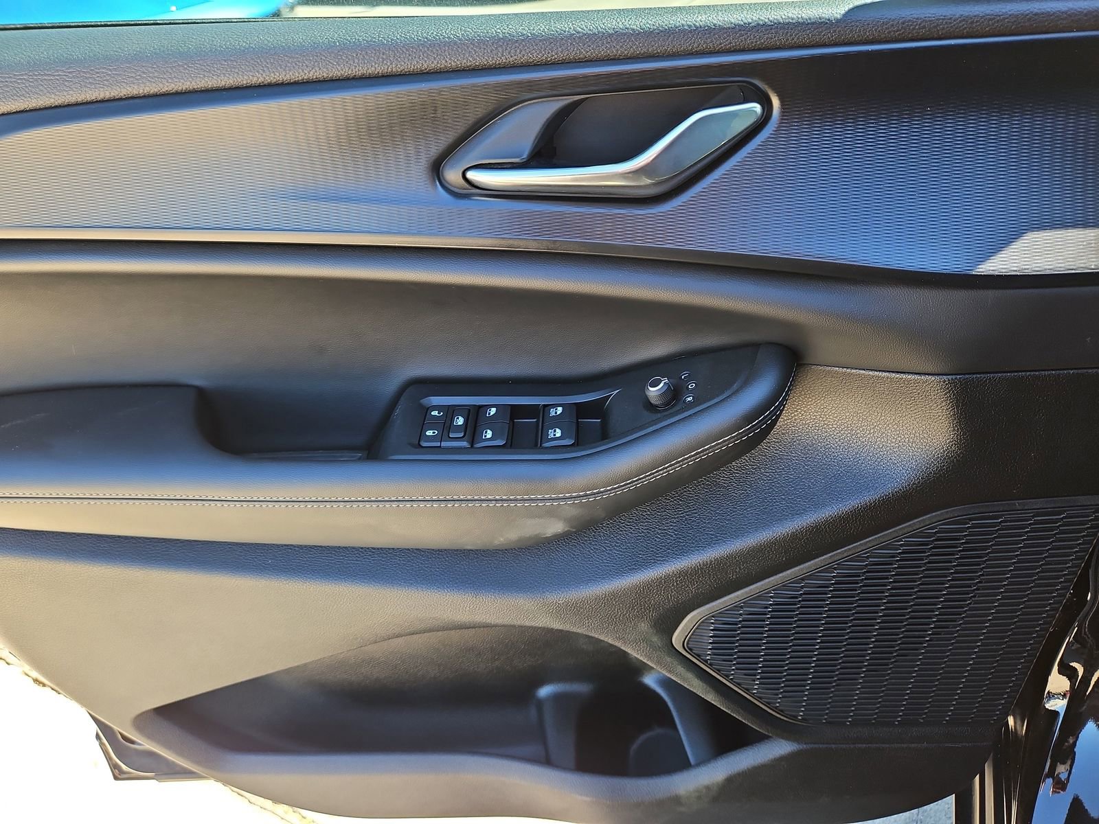 Used 2025 Jeep Grand Cherokee L Laredo w/ Luxury Tech Group I image 22