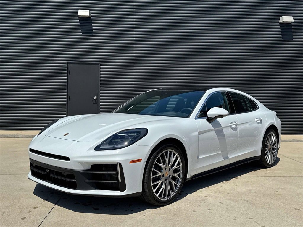 New 2025 Porsche Panamera 4