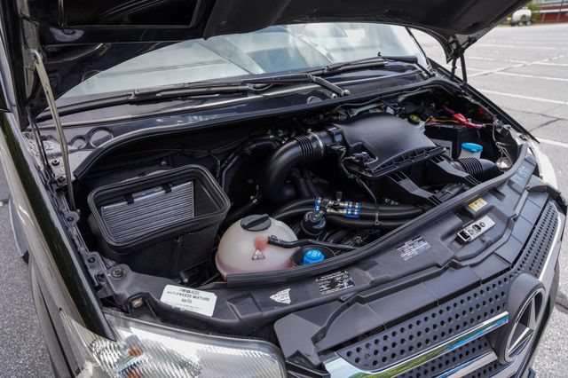 Used 2016 Mercedes-Benz Sprinter 2500 image 52