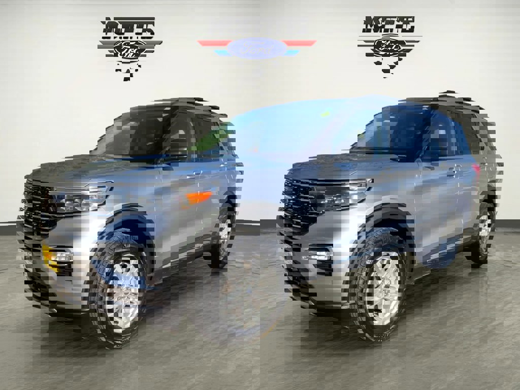 Used 2020 Ford Explorer XLT w/ Equipment Group 202A image 1