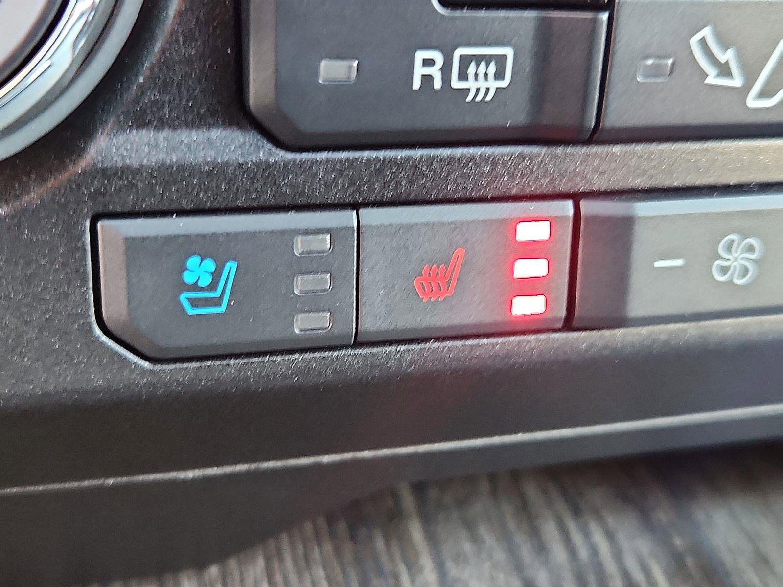 Used 2021 Ford F350 Lariat image 24