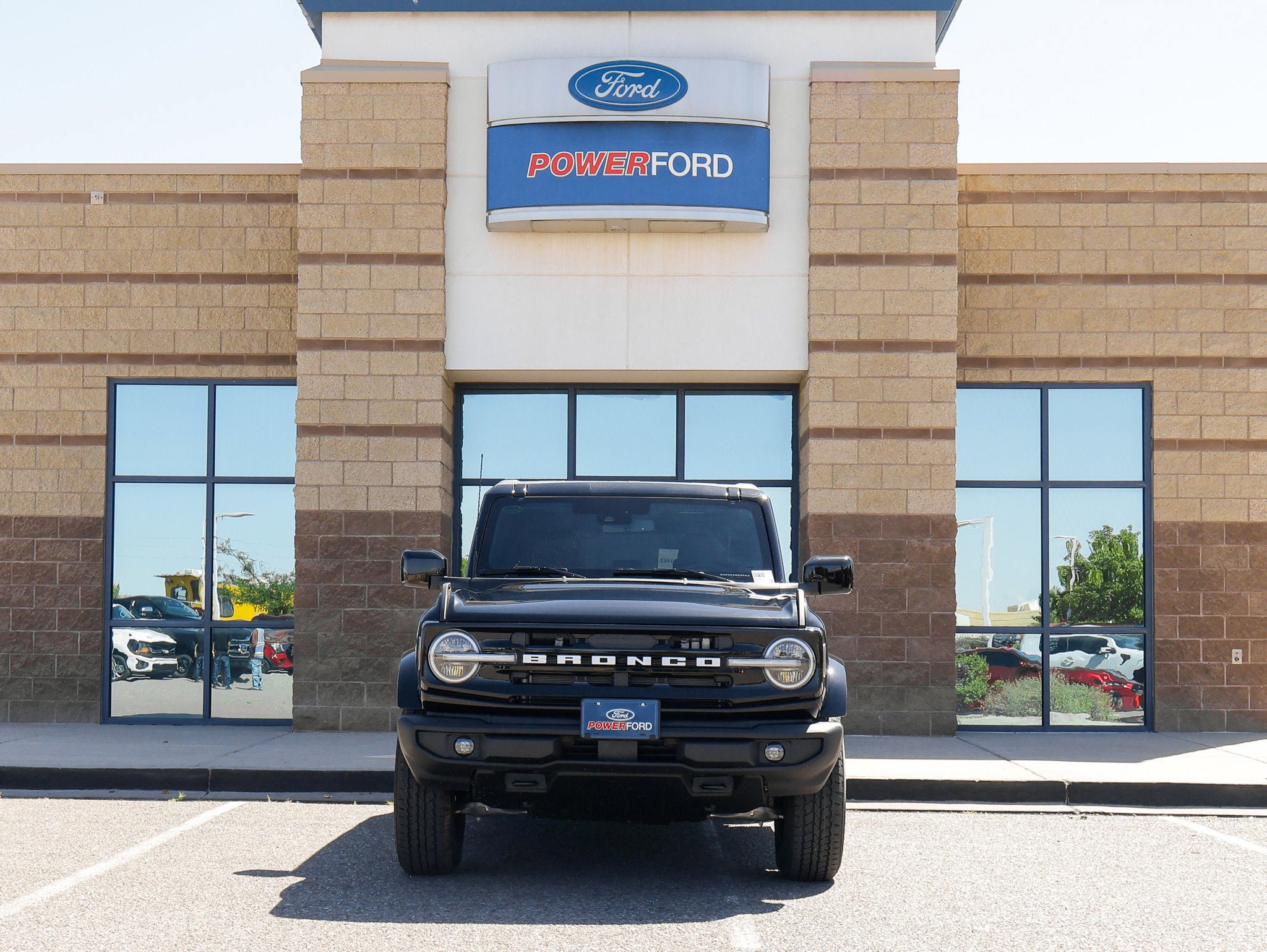 New 2026 Ford Bronco Outer Banks AWD/4WD image 3