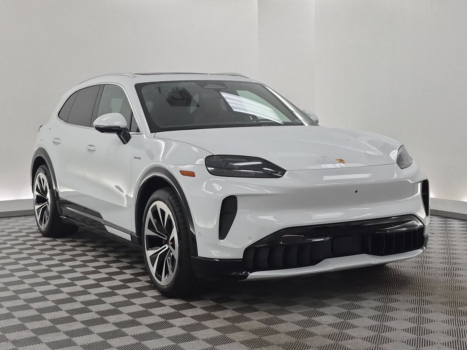 New 2026 Porsche Cayenne Electric AWD/4WD image 8