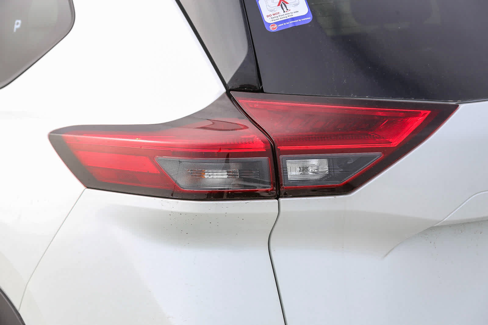 New 2025 Nissan Rogue SL w/ SL Premium Package FWD image 9