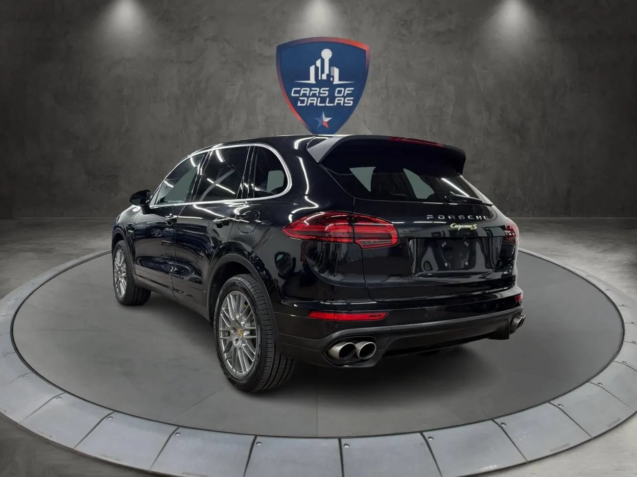 Used 2016 Porsche Cayenne S AWD/4WD image 3