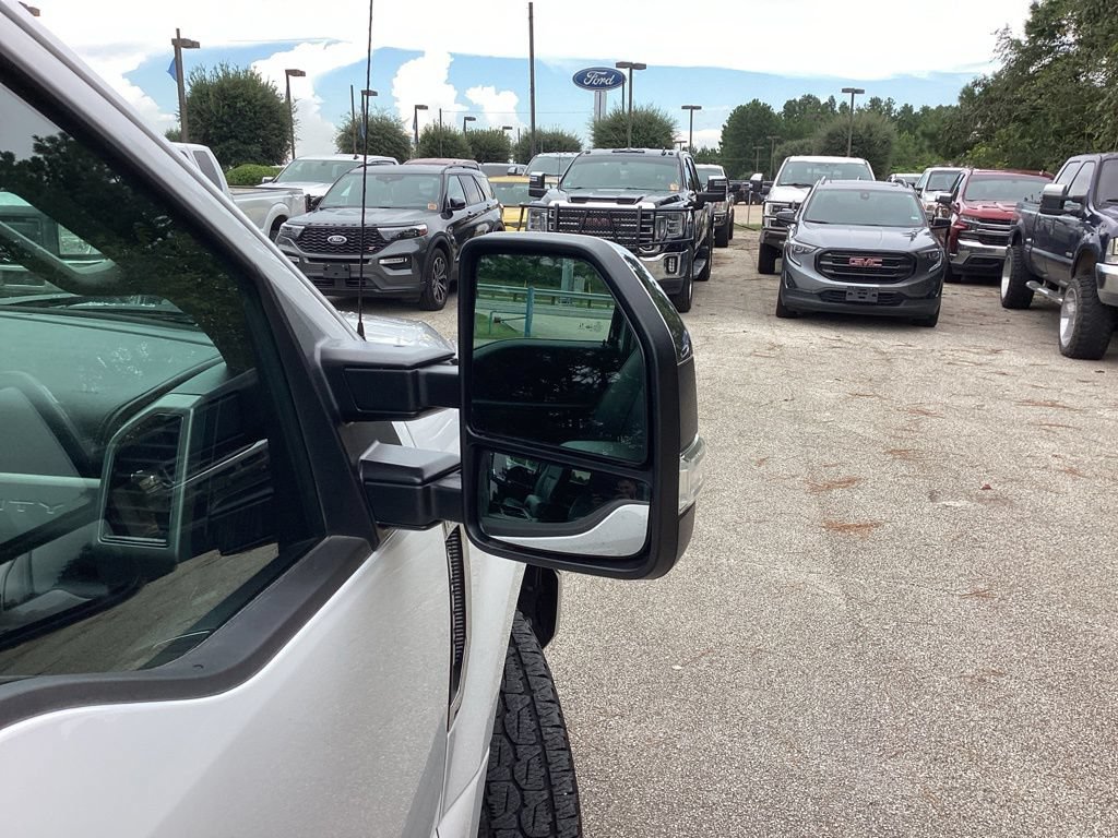 Used 2020 Ford F250 Lariat AWD/4WD image 32