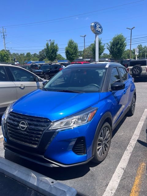Used 2023 Nissan Kicks SV