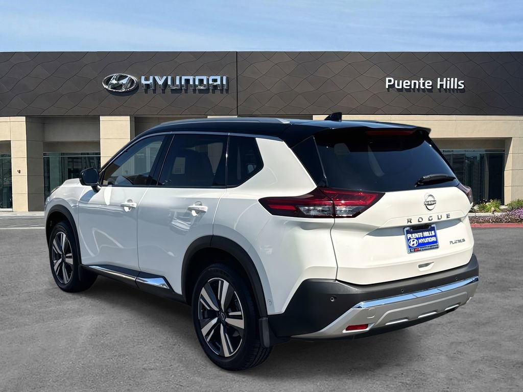 Used 2023 Nissan Rogue Platinum w/ Platinum Premium Package image 4