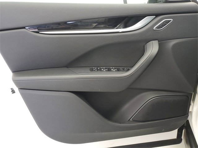 Used 2022 Maserati Levante GT image 21