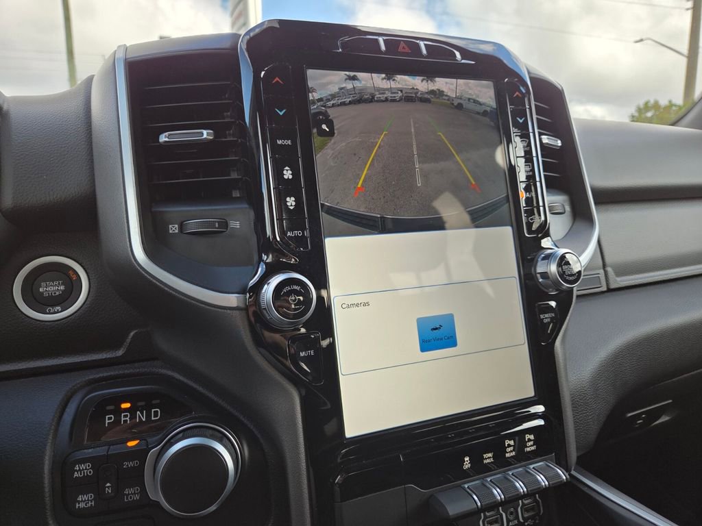 Used 2023 RAM 1500 Big Horn image 29