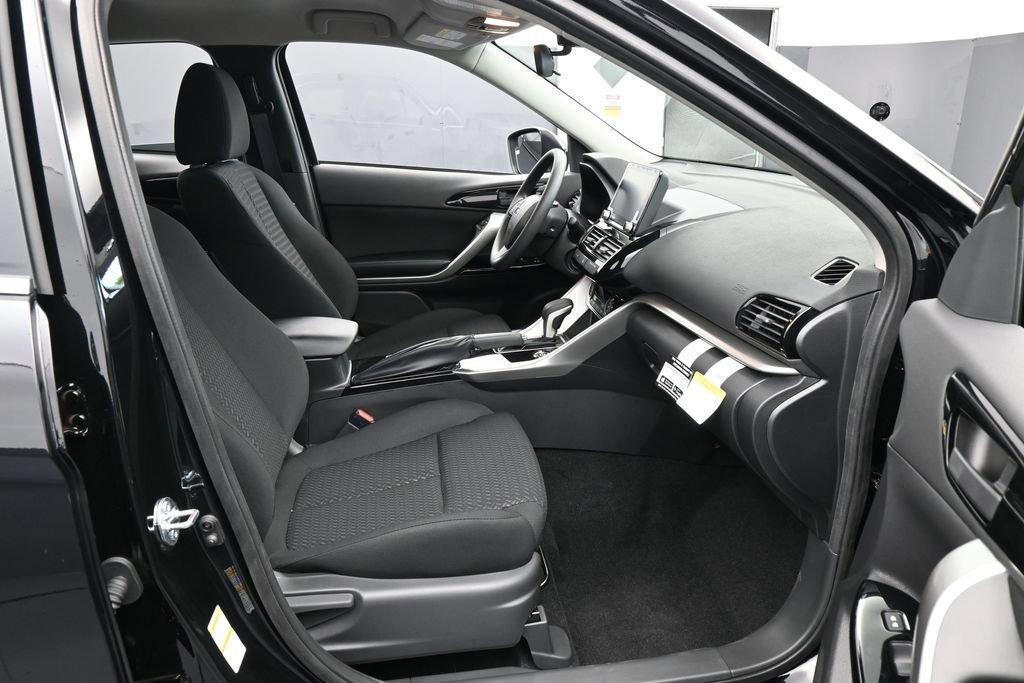 New 2026 Mitsubishi Eclipse Cross LE AWD/4WD image 37
