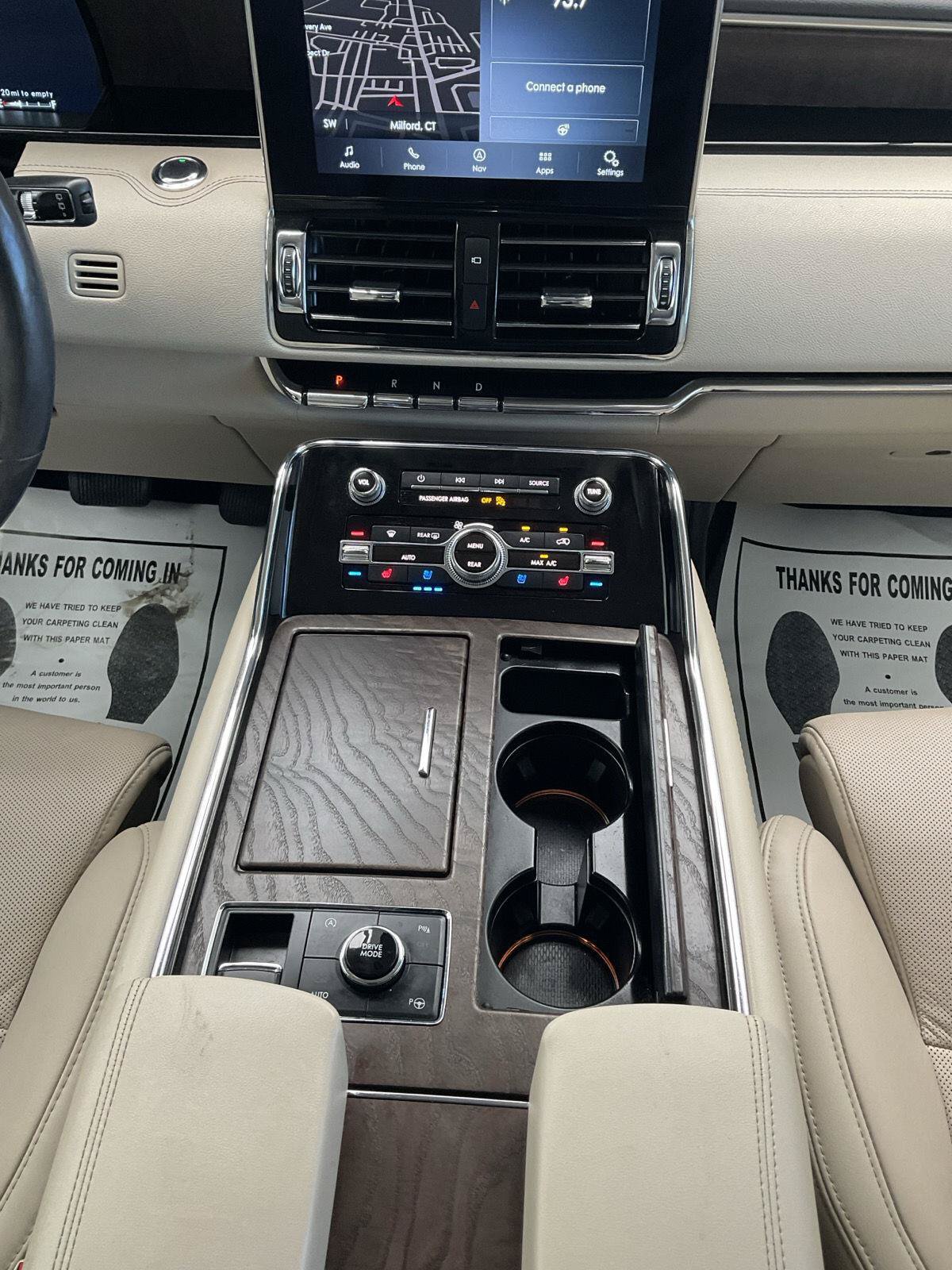 Used 2021 Lincoln Navigator Reserve AWD/4WD image 19