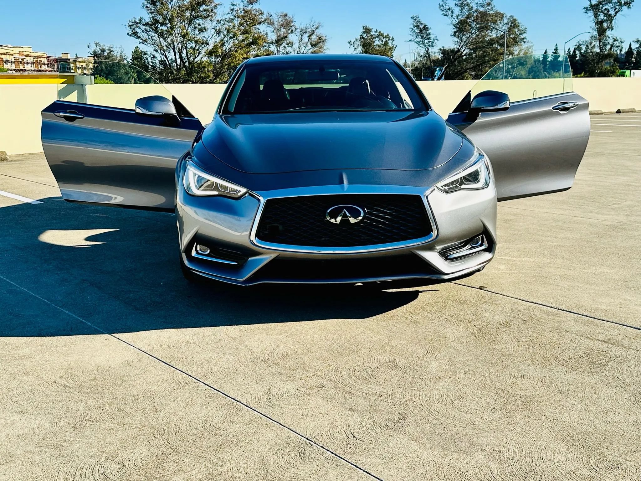 Used 2019 INFINITI Q60 3.0t w/ Cargo Package RWD image 30