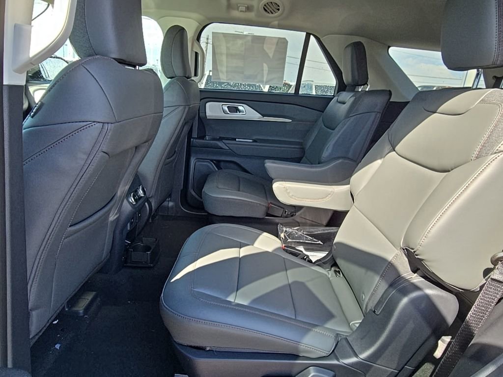 New 2026 Ford Explorer Active w/ Active Comfort Package image 38