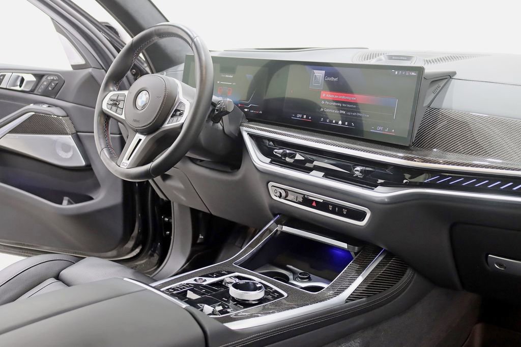 Used 2024 BMW X7 M60i w/ Executive Package image 40