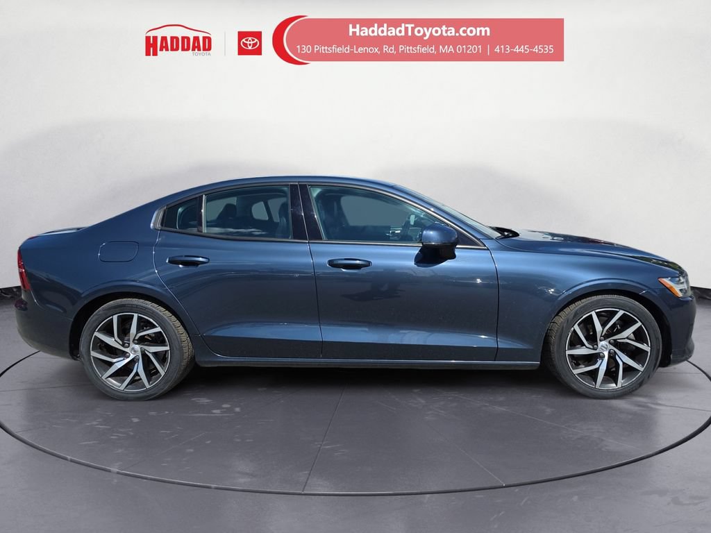 Used 2020 Volvo S60 T6 Momentum AWD/4WD image 7