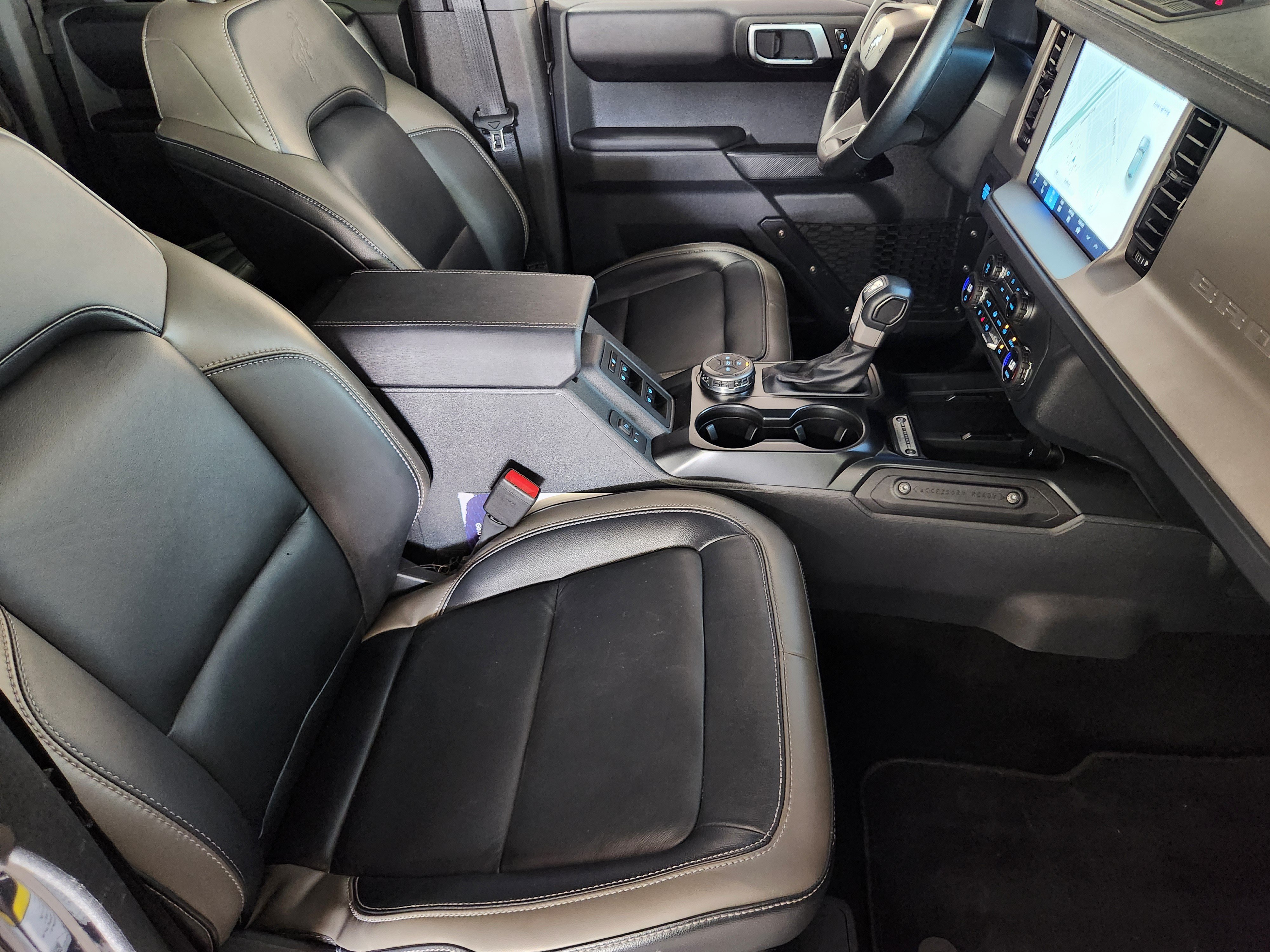 Used 2025 Ford Bronco Outer Banks AWD/4WD image 9