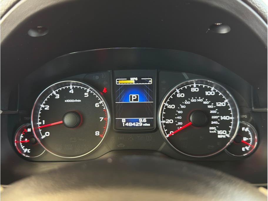 Used 2014 Subaru Outback 3.6R Limited w/ Moonroof Package AWD/4WD image 16