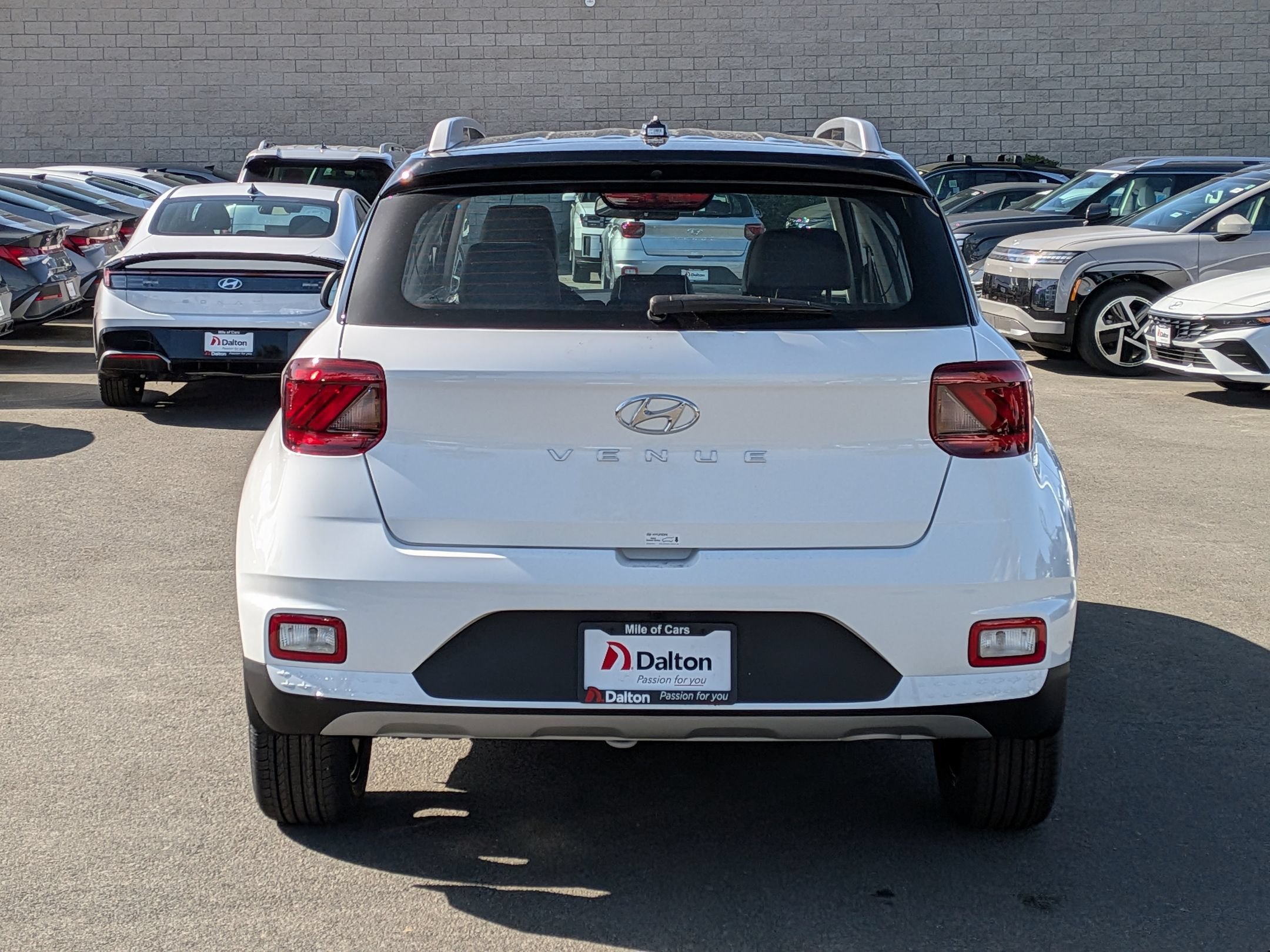 New 2026 Hyundai Venue SEL FWD image 3