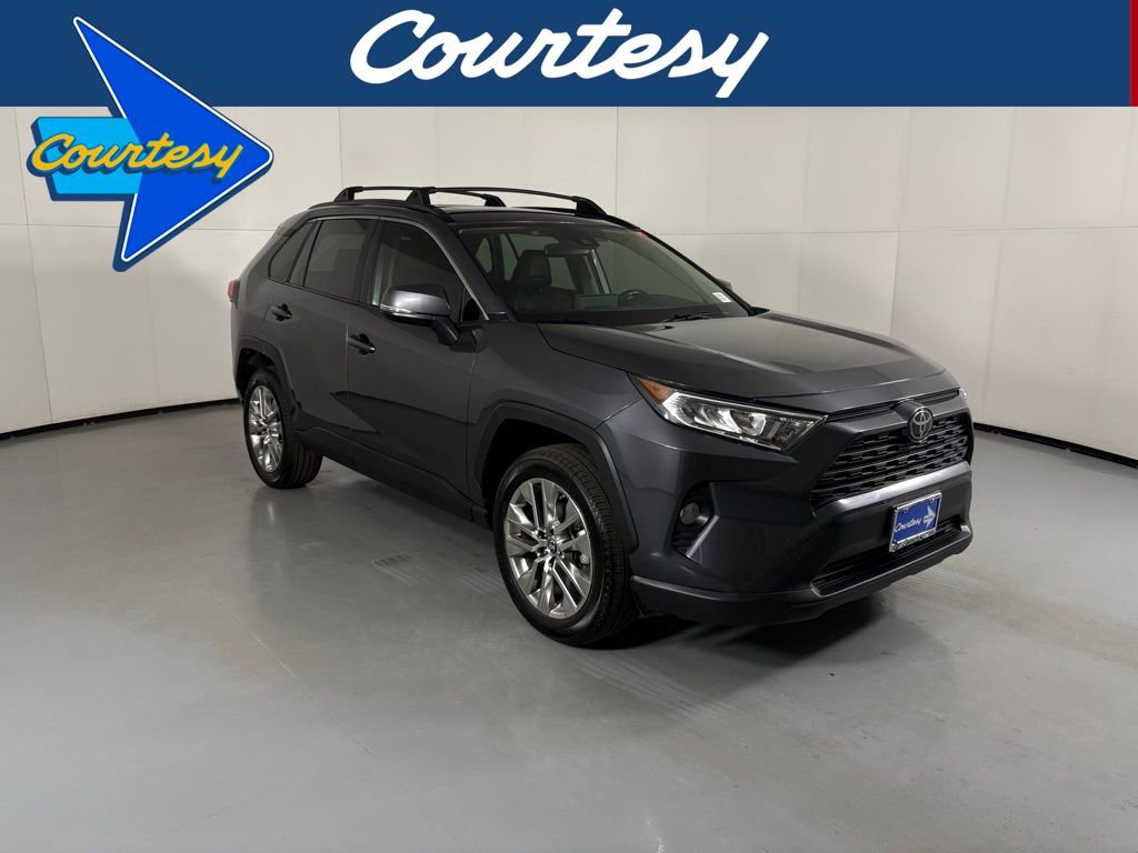 Used 2019 Toyota RAV4 XLE Premium image 1