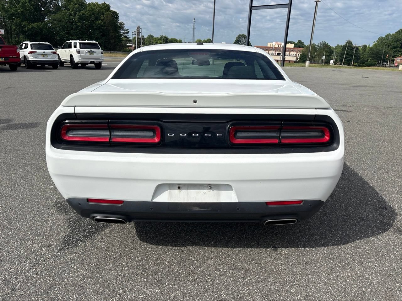 Used 2022 Dodge Challenger GT RWD image 7