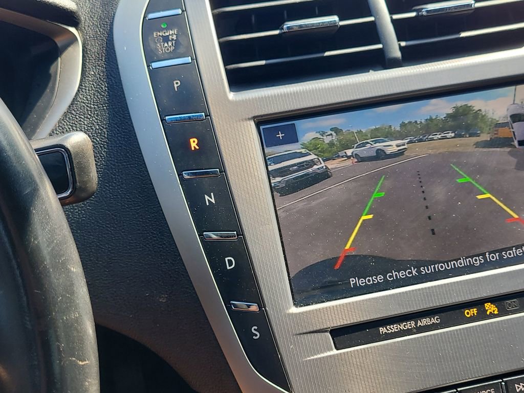 Used 2020 Lincoln MKZ w/ Convenience Package image 25