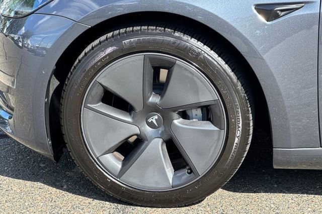 Used 2021 Tesla Model 3 Standard Range Plus RWD image 41