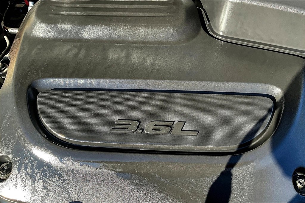 Used 2019 Chrysler Pacifica Touring-L Plus w/ Advanced Safetytec Group image 29