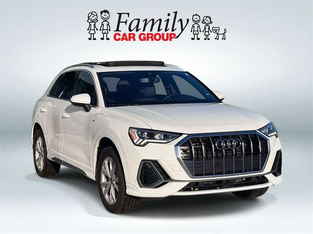 Used 2024 Audi Q3 2.0T Premium image 2