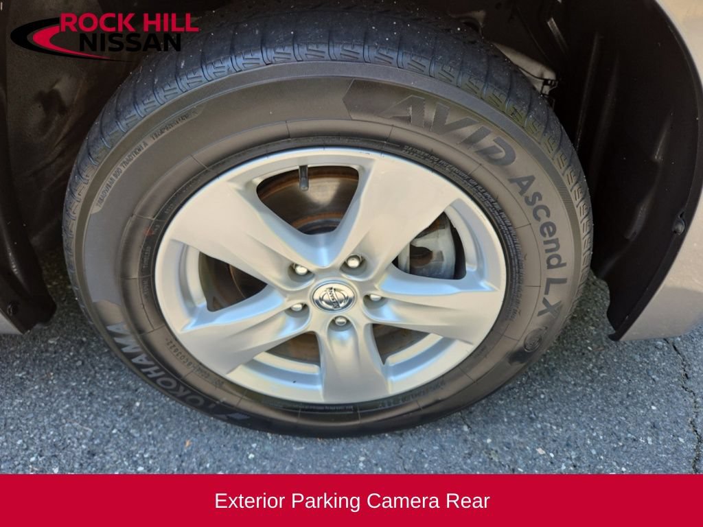 Used 2017 Nissan Quest SV FWD image 9
