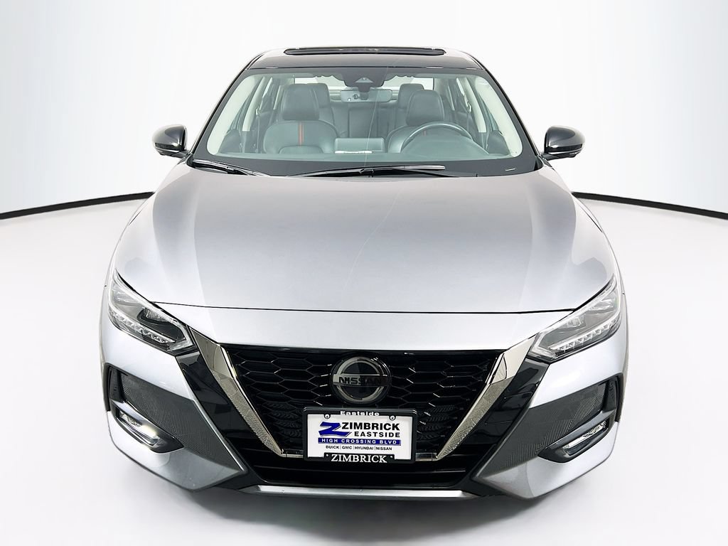 Used 2023 Nissan Sentra SR w/ SR Premium Package FWD image 2