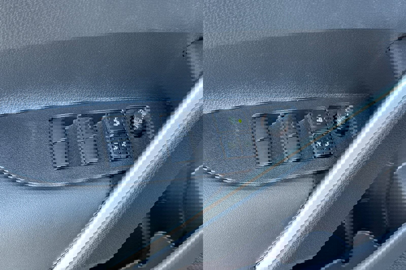 New 2026 Toyota Corolla Cross LE image 11