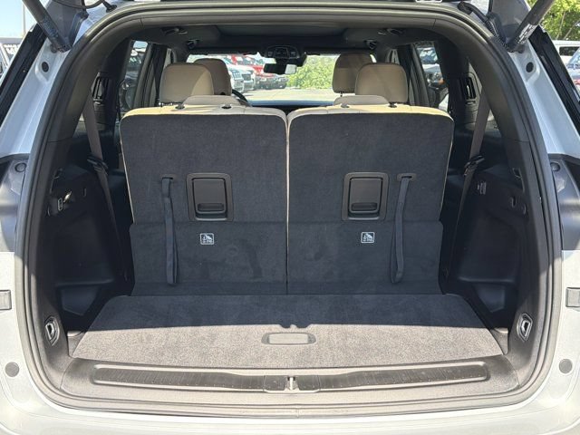 Certified 2025 Jeep Grand Cherokee L Limited w/ Luxury Tech Group II AWD/4WD image 20