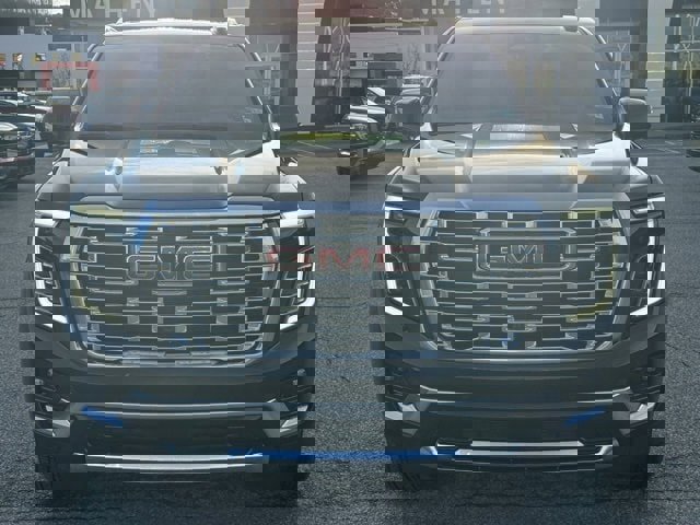 New 2026 GMC Yukon XL Denali w/ Denali Reserve Package image 8