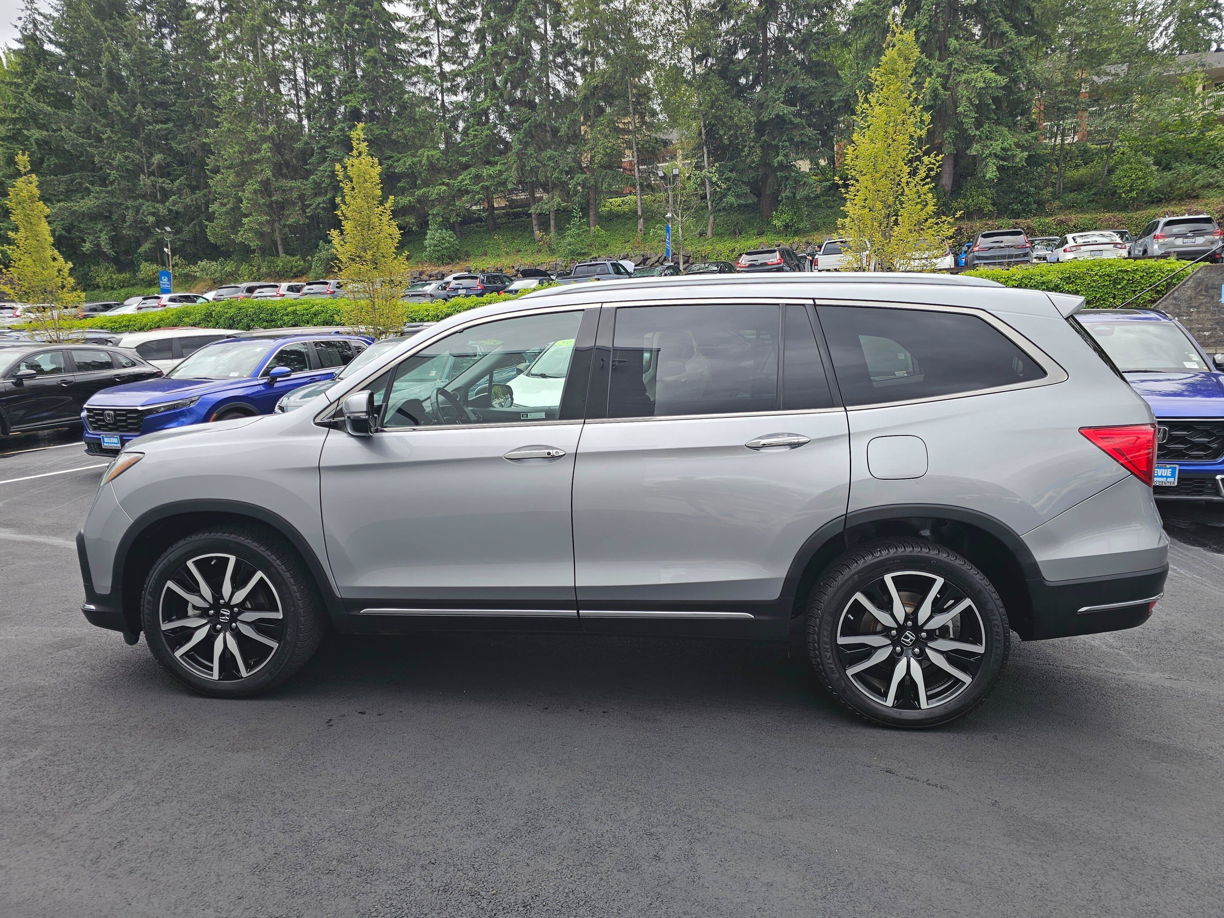 Used 2020 Honda Pilot Elite image 4