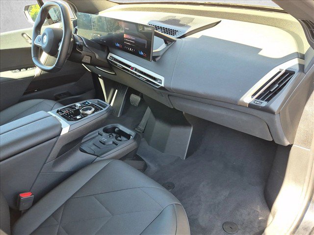 Used 2024 BMW iX xDrive50 w/ Sport Package AWD/4WD image 24