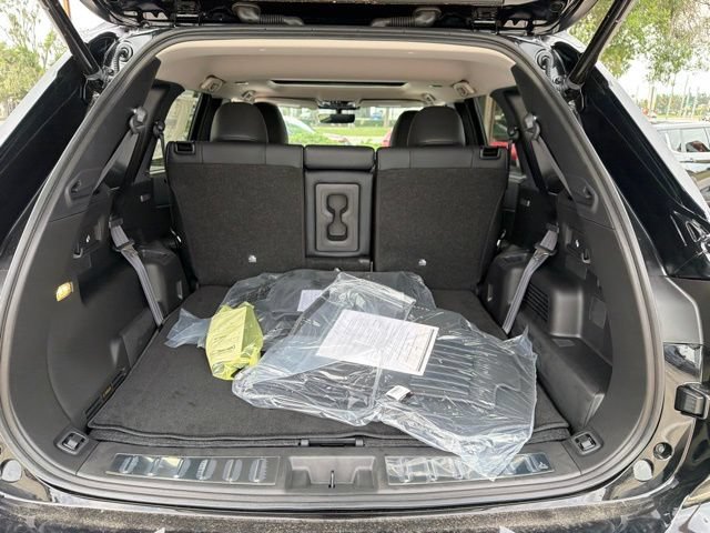 New 2026 Mitsubishi Outlander SE FWD image 13