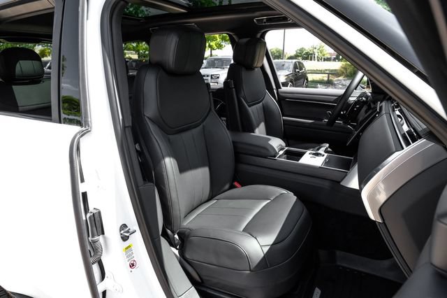 New 2026 Land Rover Range Rover SE AWD/4WD image 44