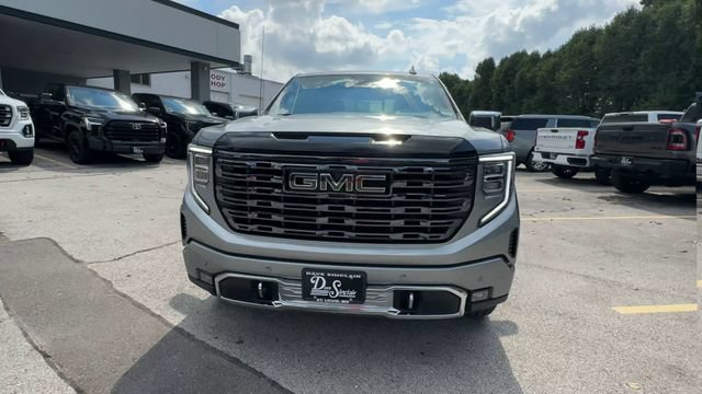 Used 2025 GMC Sierra 1500 Denali Ultimate AWD/4WD image 3