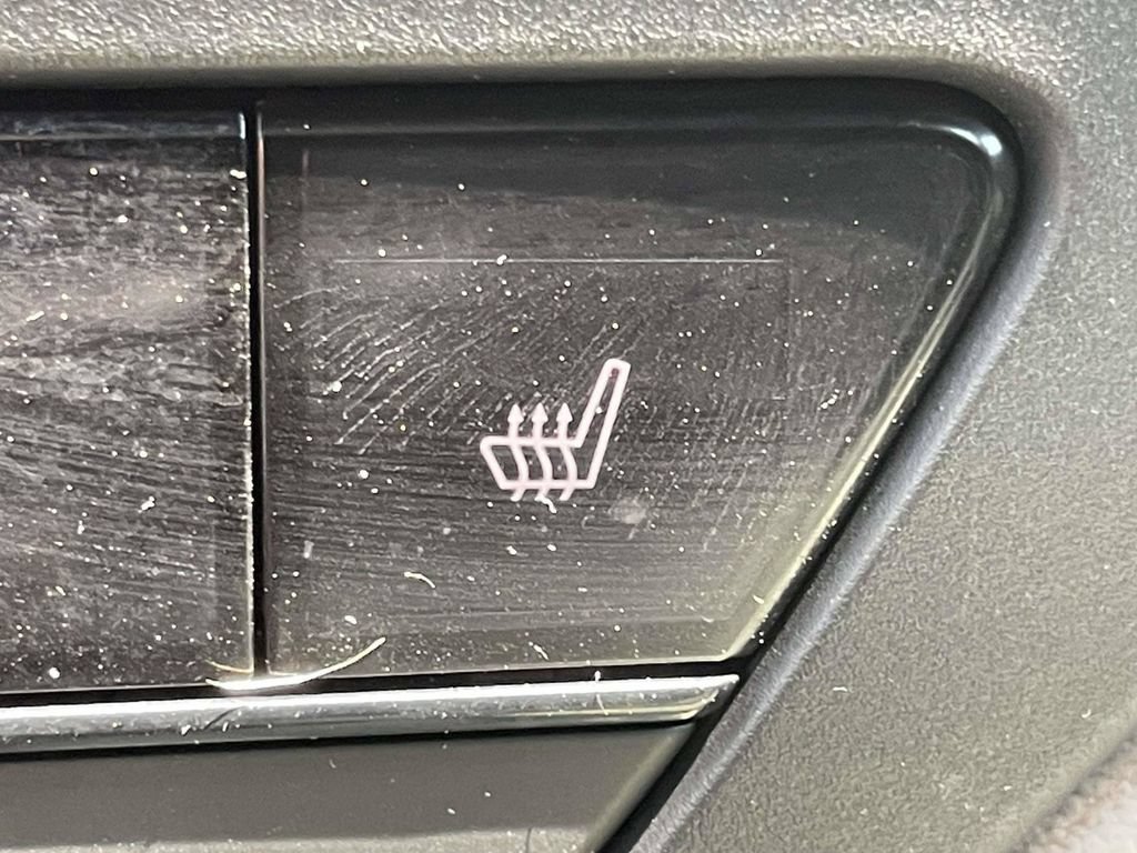 Used 2024 Honda Accord EX image 19