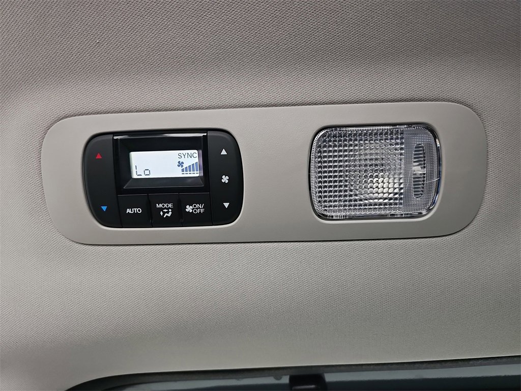 New 2026 Honda Odyssey Touring image 29