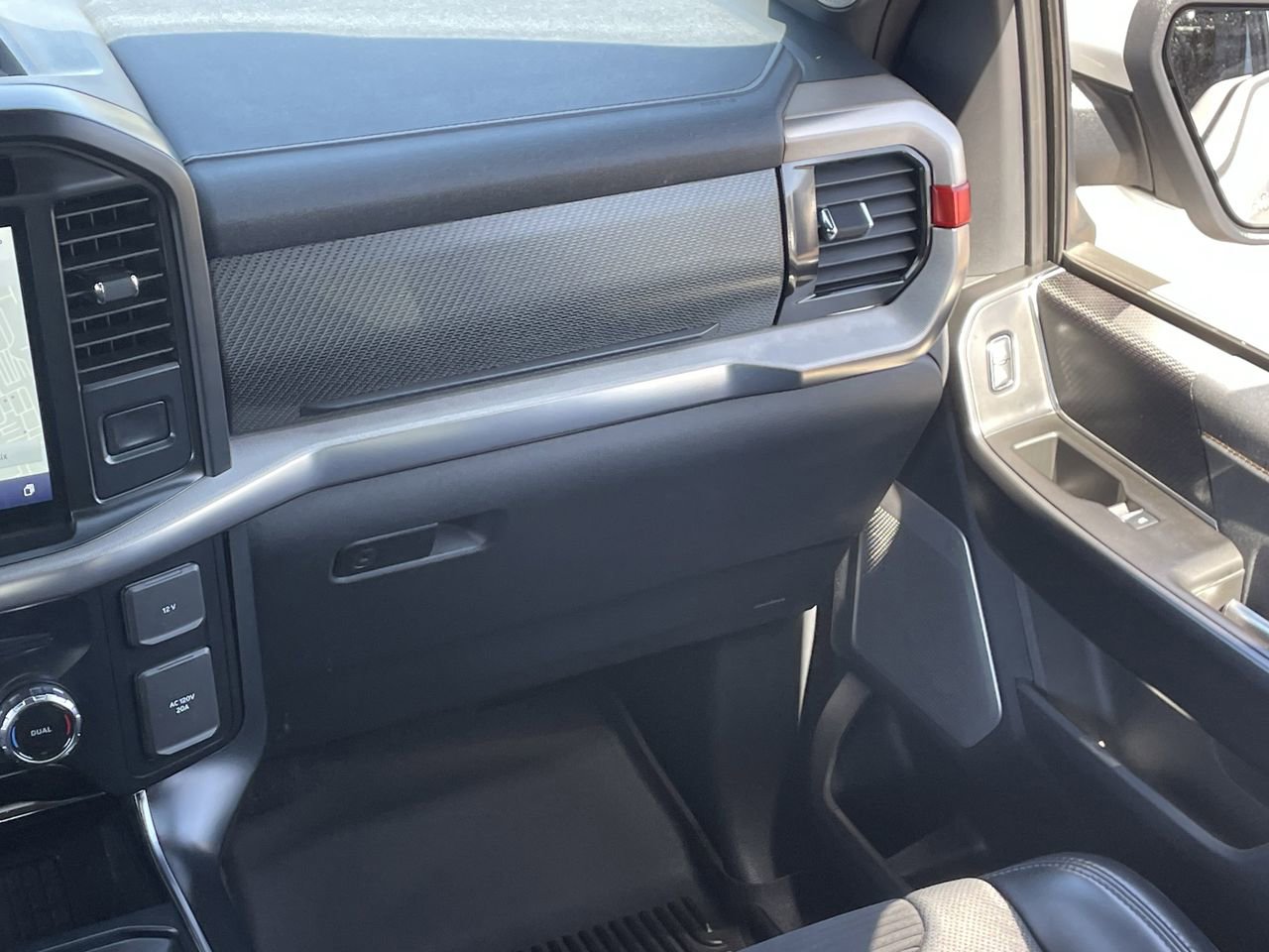 Used 2023 Ford F150 Raptor w/ Raptor 37 Performance Package AWD/4WD image 18