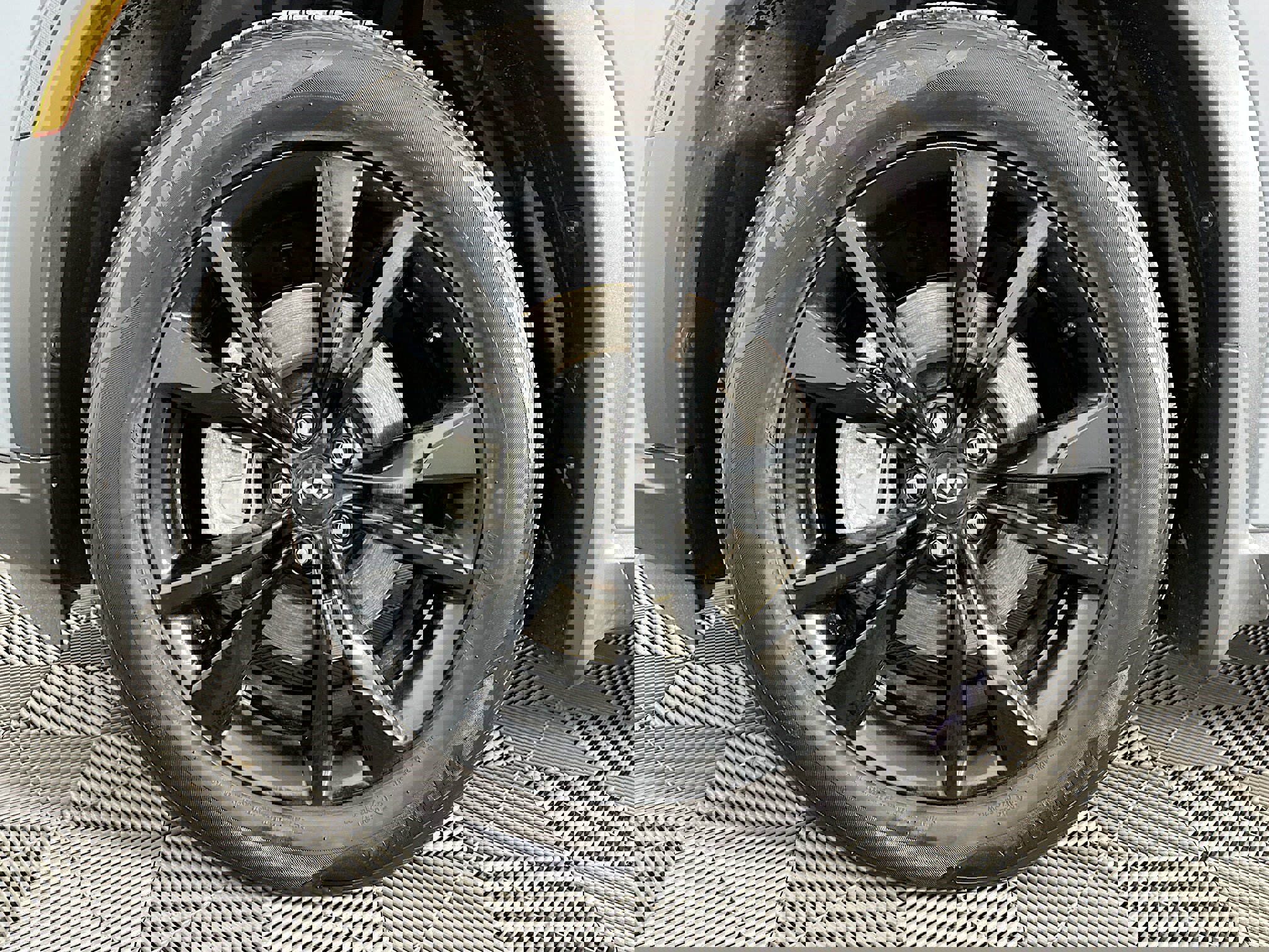 Used 2025 INFINITI QX60 Luxe w/ Black Edition image 38