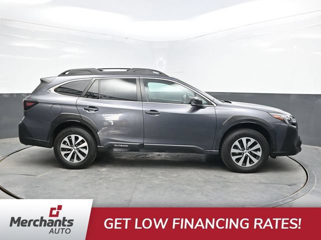 Used 2023 Subaru Outback Premium AWD/4WD image 9