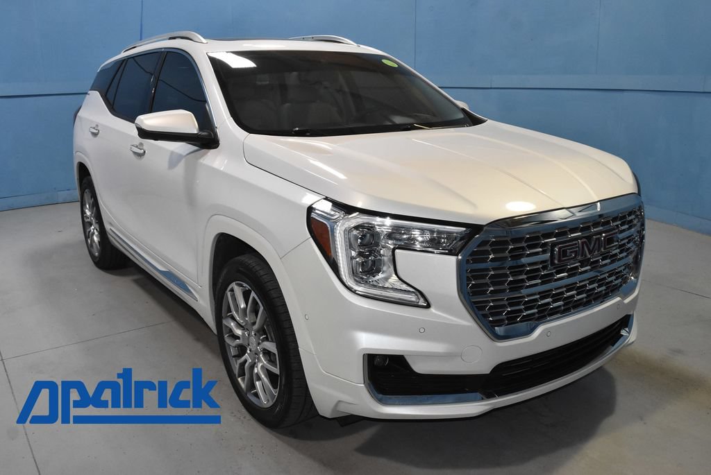 Used 2023 GMC Terrain Denali w/ Denali Premium Package
