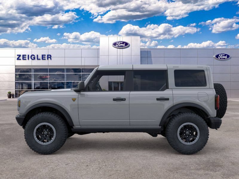 New 2026 Ford Bronco Badlands AWD/4WD image 3
