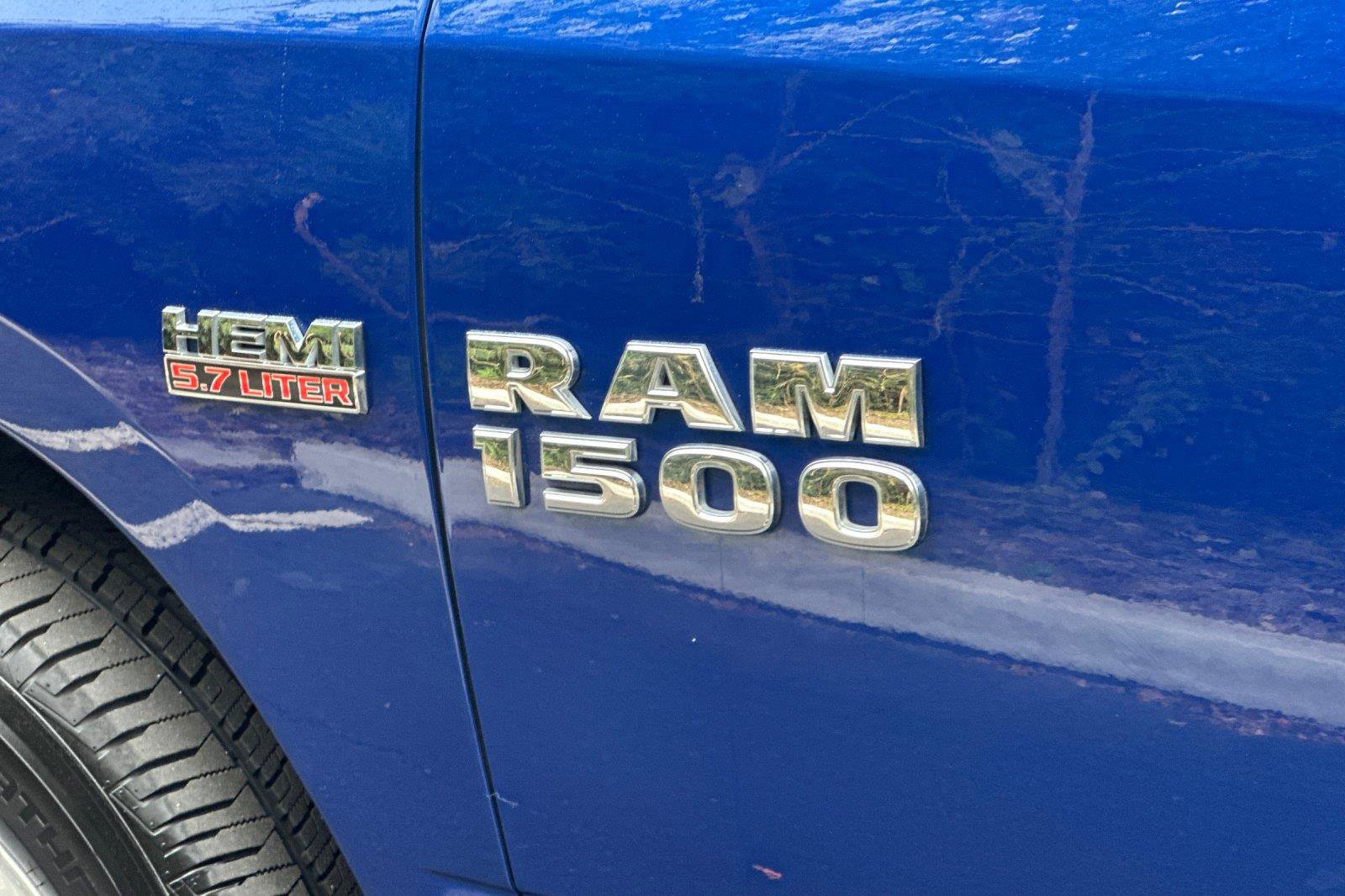 Used 2015 RAM 1500 Express image 25