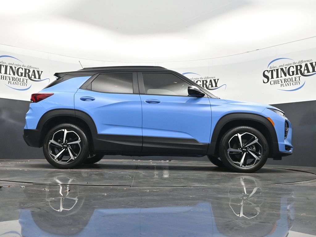 Used 2023 Chevrolet TrailBlazer RS w/ Sun and Liftgate Package AWD/4WD image 33