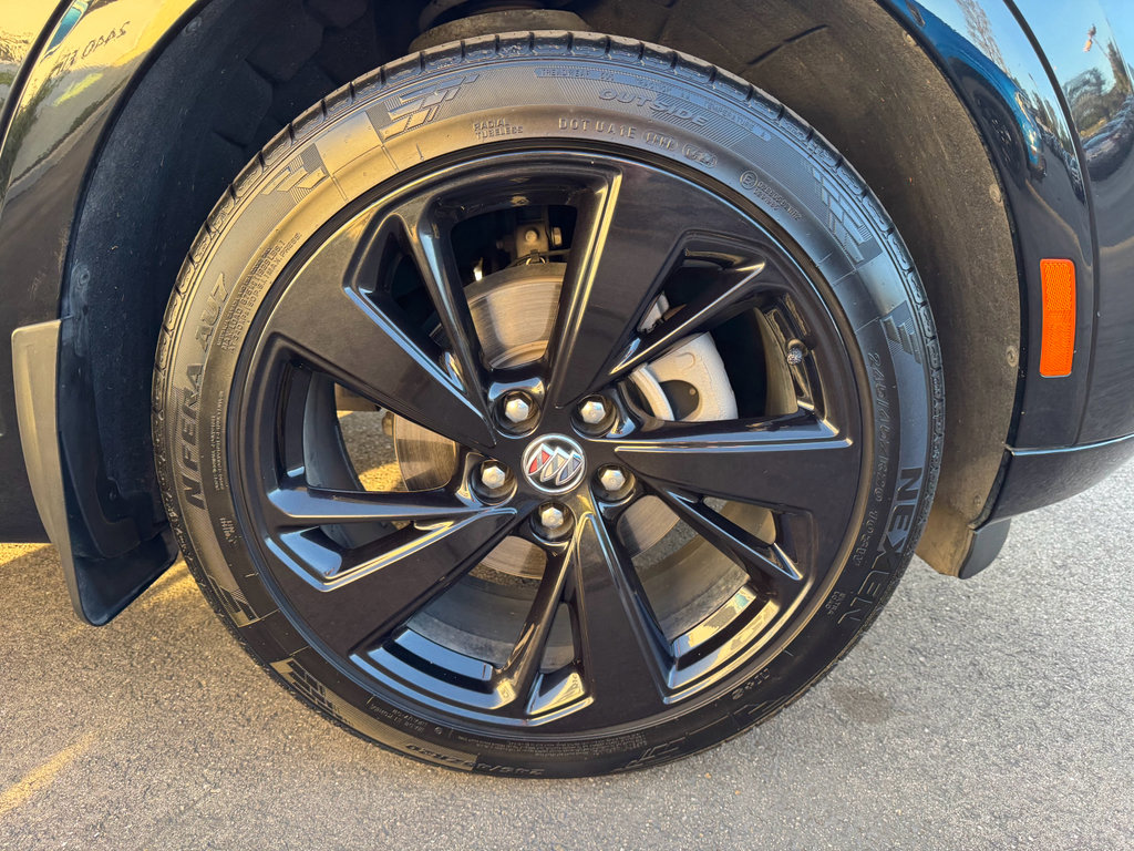 Used 2022 Buick Envision Preferred image 14