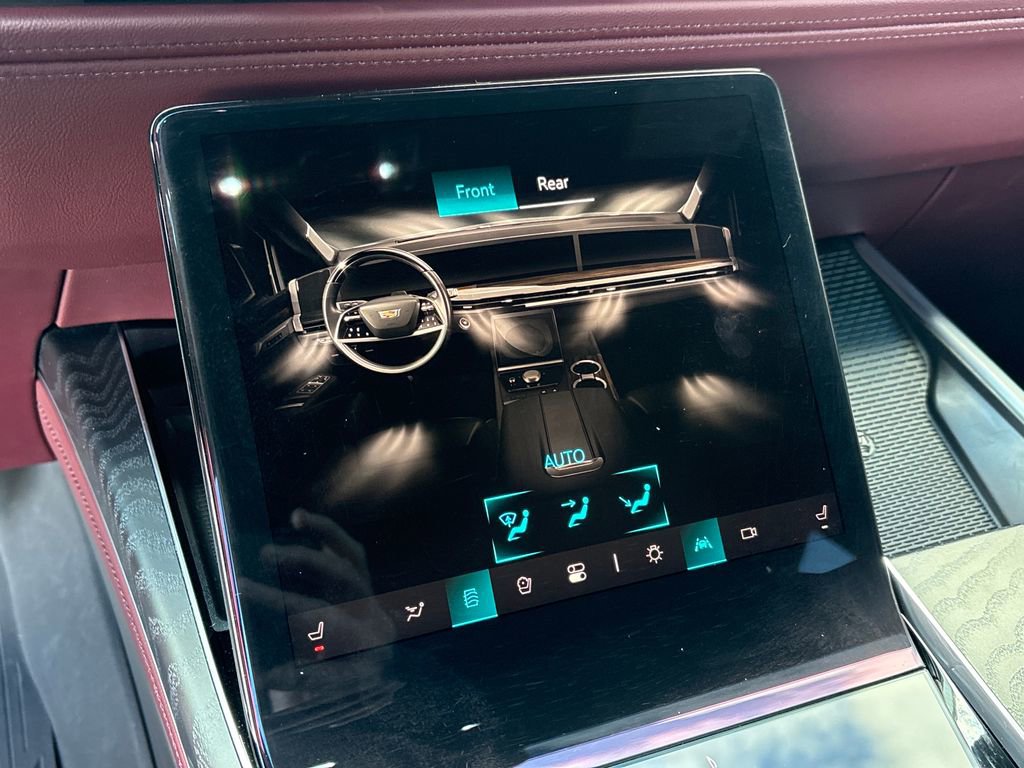 Certified 2025 Cadillac Escalade Sport w/ Touring Package image 30